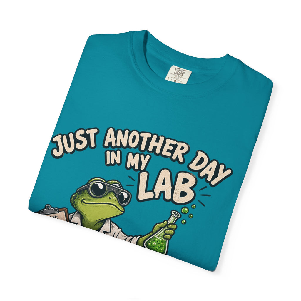 Just Another Day in My Lab Frog T-Shirt — Cute Scientist Amphibian Tee for Lab Lovers