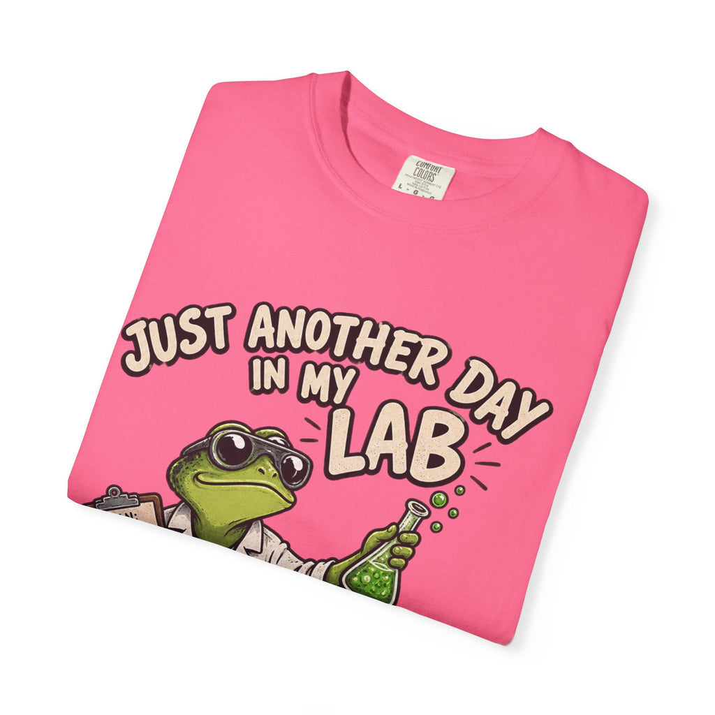 Just Another Day in My Lab Frog T-Shirt — Cute Scientist Amphibian Tee for Lab Lovers